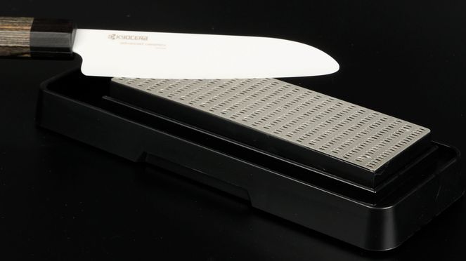 
                    Diamond grindtone for sharpening ceramic knives