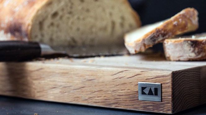 
                    Chopping block with Kai logo