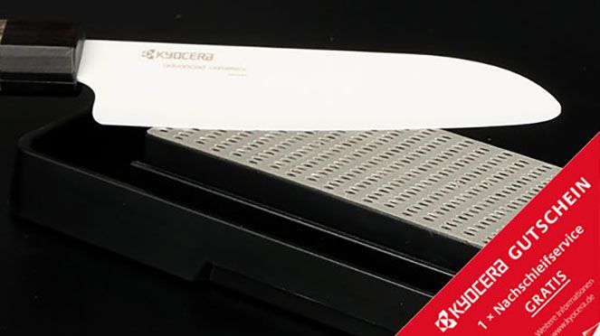 
                    grosses Kyocera Kochmesser mit Voucher für Nachschleifservice