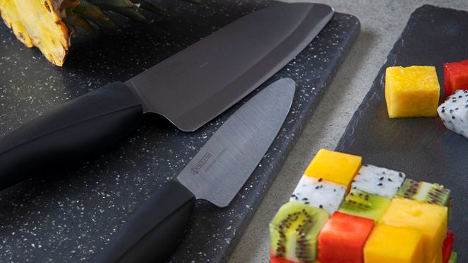 
                    Shin Santoku with Shin fruit knife